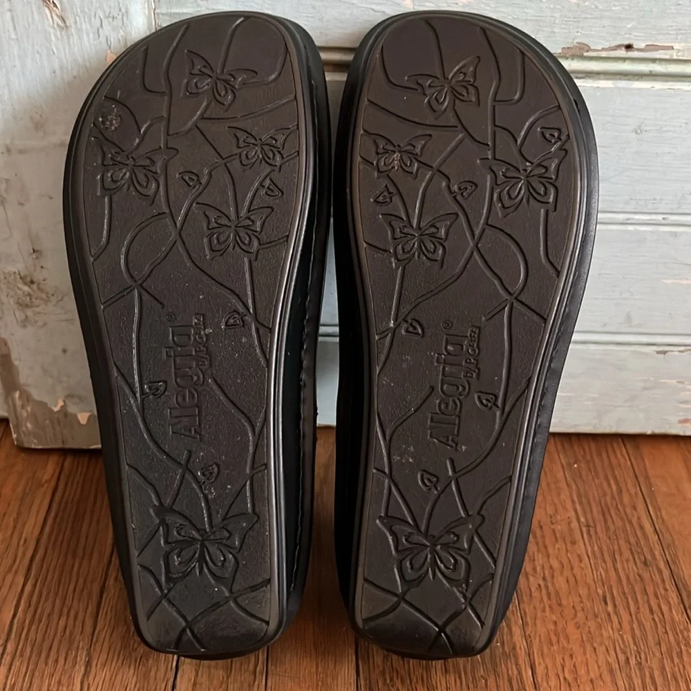 Women’s Alegria Leather/Suede Zebra Mary Jane Shoes - Picture 7 of 9